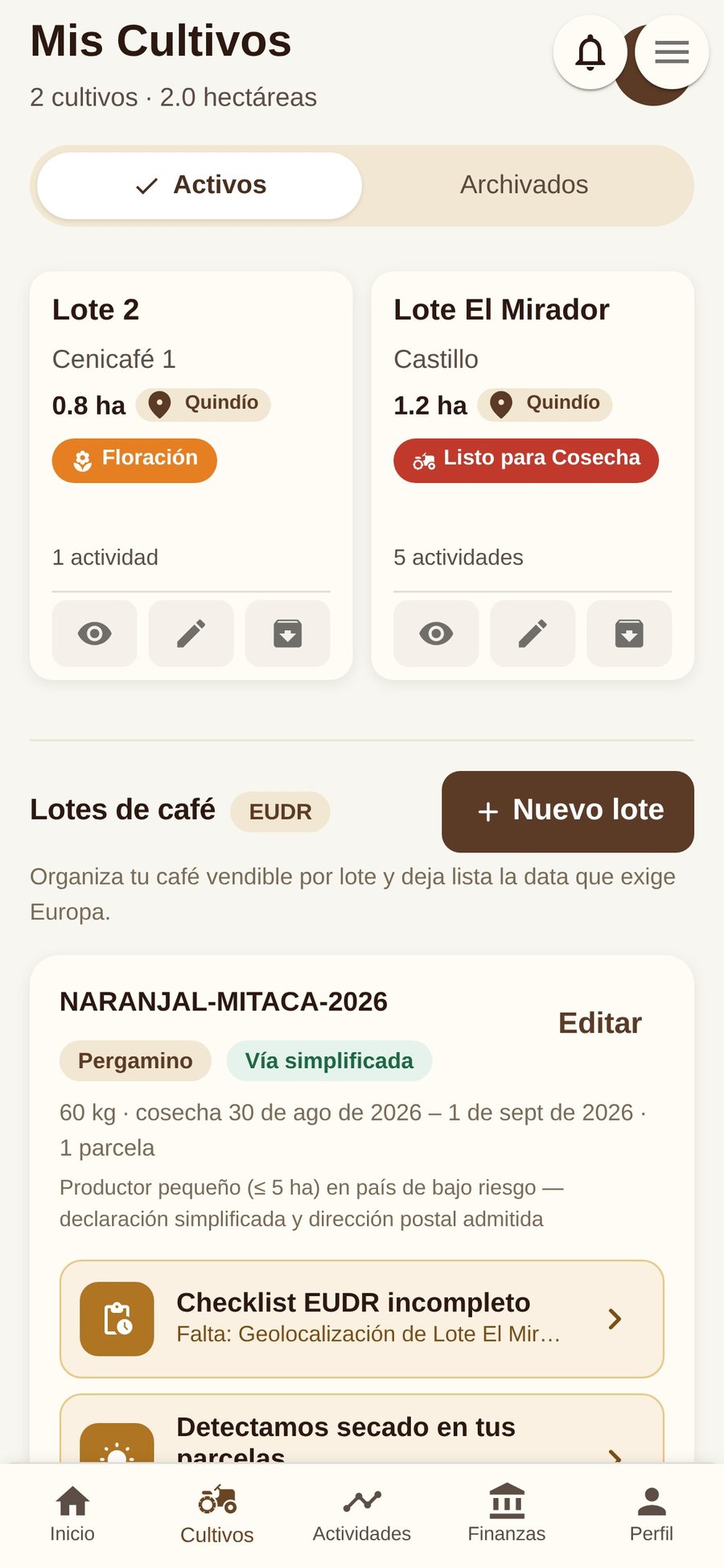 Tarjeta del lote de café en Koffibinz sugiriendo sellar tras detectar secado